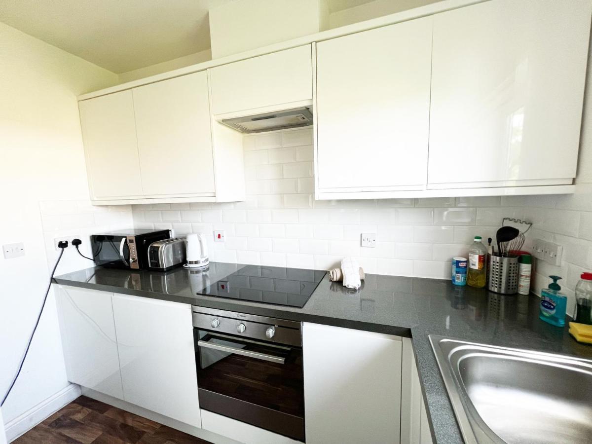 Gracenote Properties Hemel Hempstead - Serviced Apartment With Free Parking 外观 照片